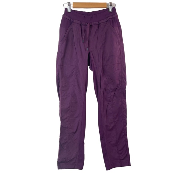 Lululemon Street To Studio Crop Pants in Plum Purple - Picture 2 of 16